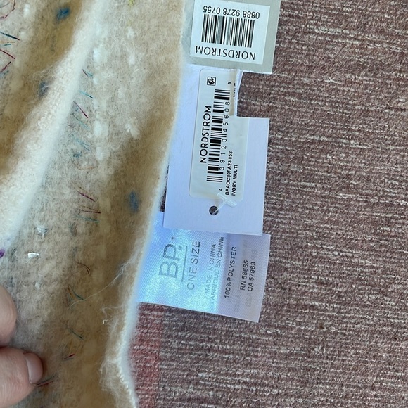 NWT BP Nordstrom Rack Funfetti Fringe Scarf - Picture 6 of 8